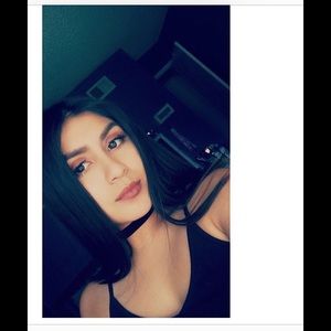 Meet your Posher, Daniela